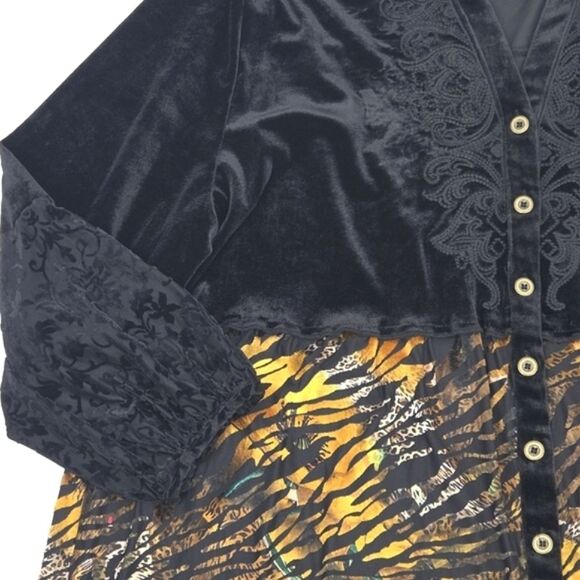Calessa Button Up Down Tunic Top Womens Size 1X Embroidered Black Velvet Lagum - Picture 3 of 8